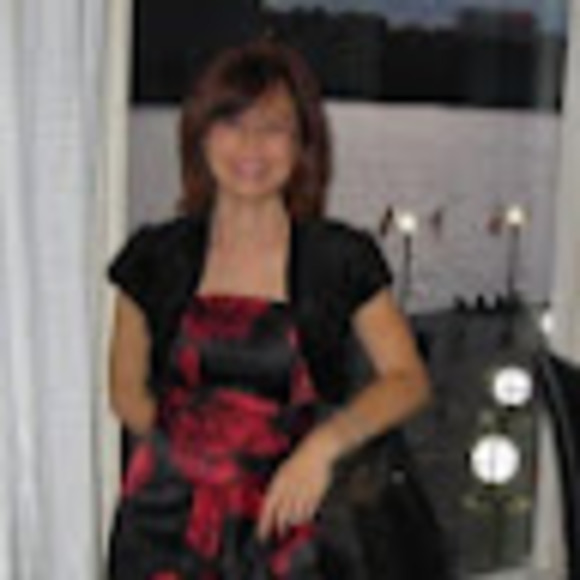 Meet your Posher, Van - Picture 1 of 1